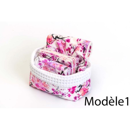 Panière pour le démaquillage (lingettes démaquillantes, bandeau de soin, chouchou et mini serviette visage)
