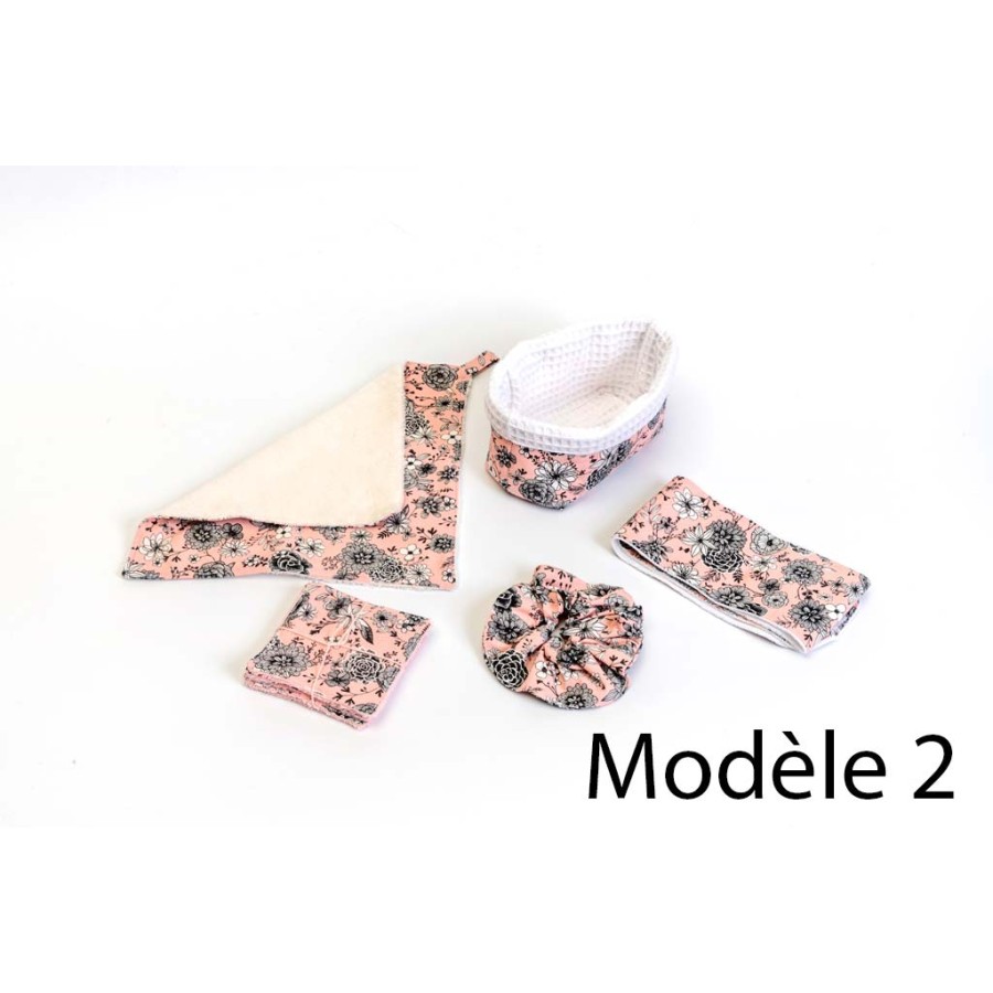 panière de démaquillage zéro déchet avec lingettes démaquillantes, bandeau de soin mini serviette visage, chouchou