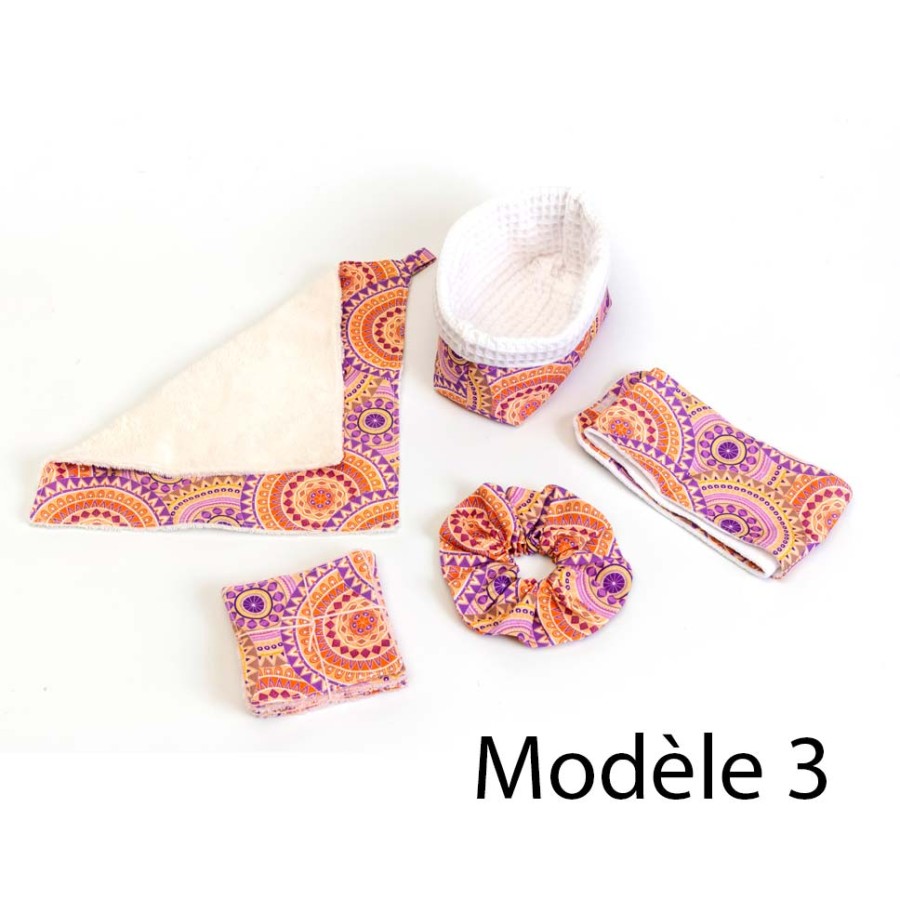 panière de démaquillage zéro déchet avec lingettes démaquillantes, bandeau de soin mini serviette visage, chouchou
